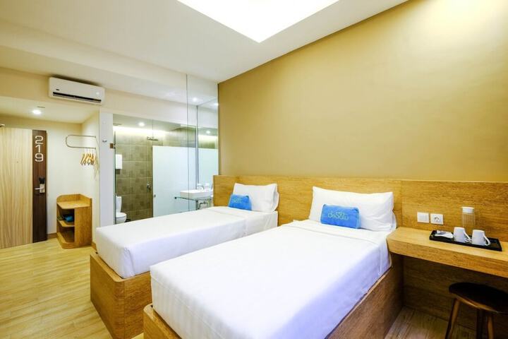 Room 10 of 23