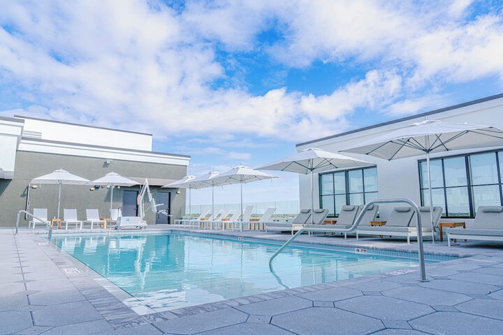 Pool 25 of 40