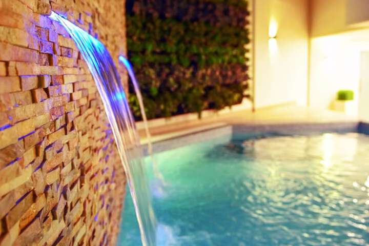 Pool 39 of 70