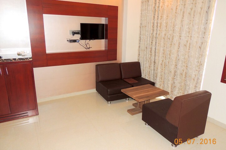 Room 6 of 26