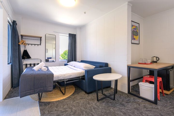 Room 41 of 165