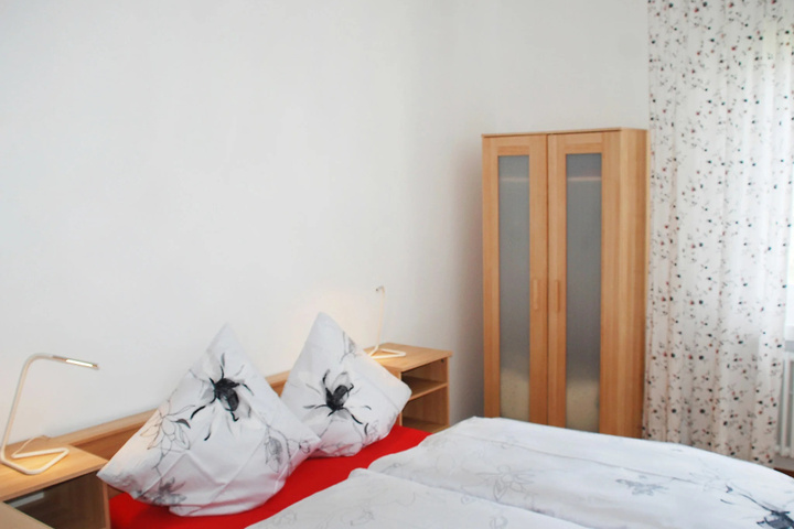 Room 4 of 21