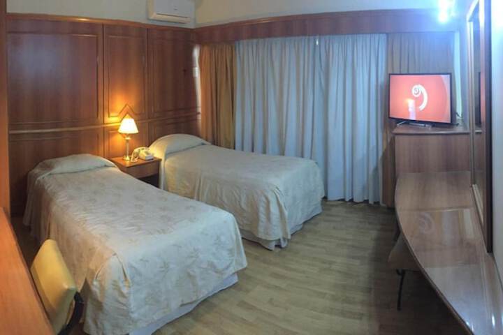 Room 12 of 29