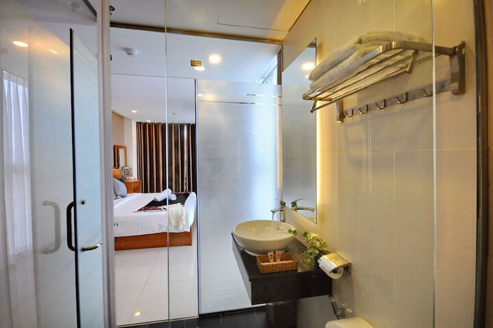 Room 181 of 230