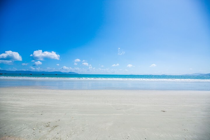 Beach 142 of 185