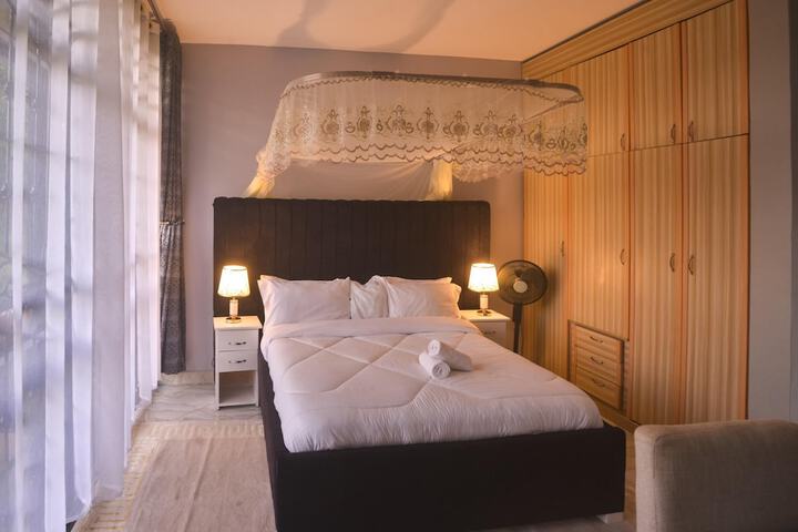 Room 20 of 36