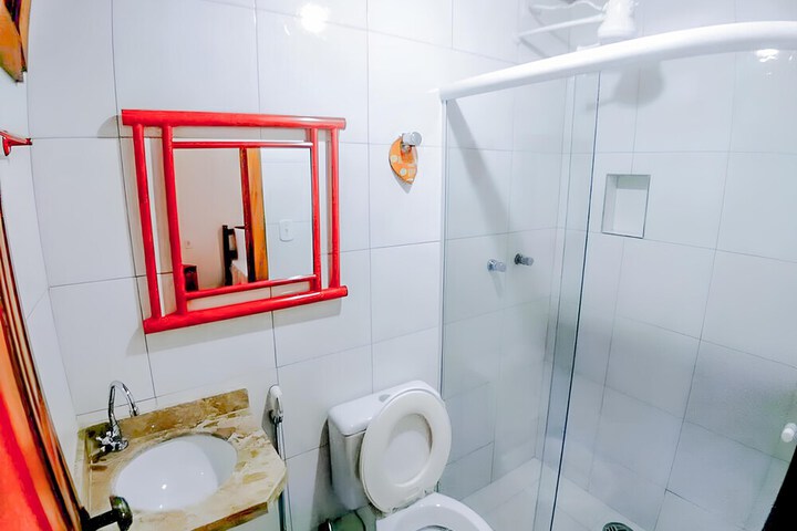 Room 7 of 16