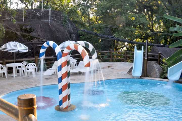Pool Hotel