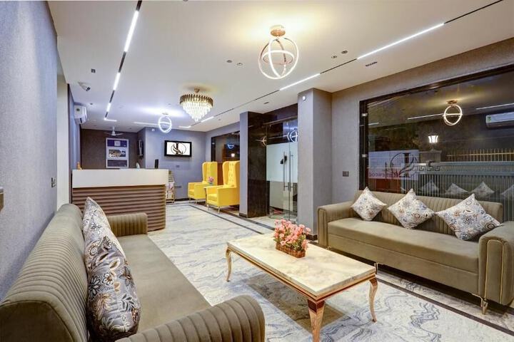Limewood Stay Premium Studios Sector 29