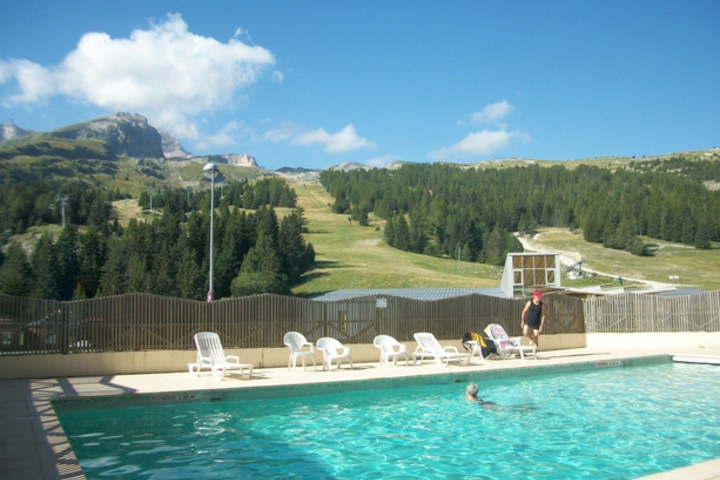 Hotel Pool