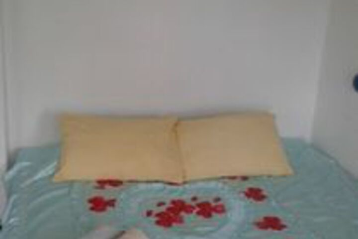 Room 41 of 145