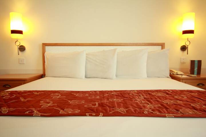 Room 25 of 65