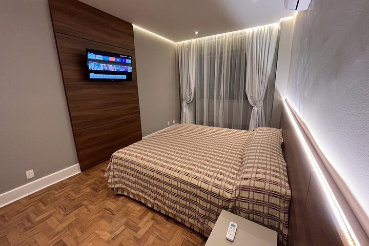 Room 64 of 156