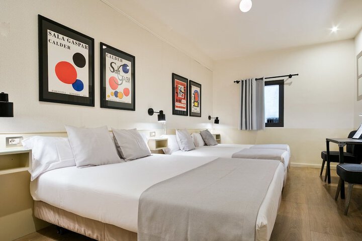 Room 17 of 44