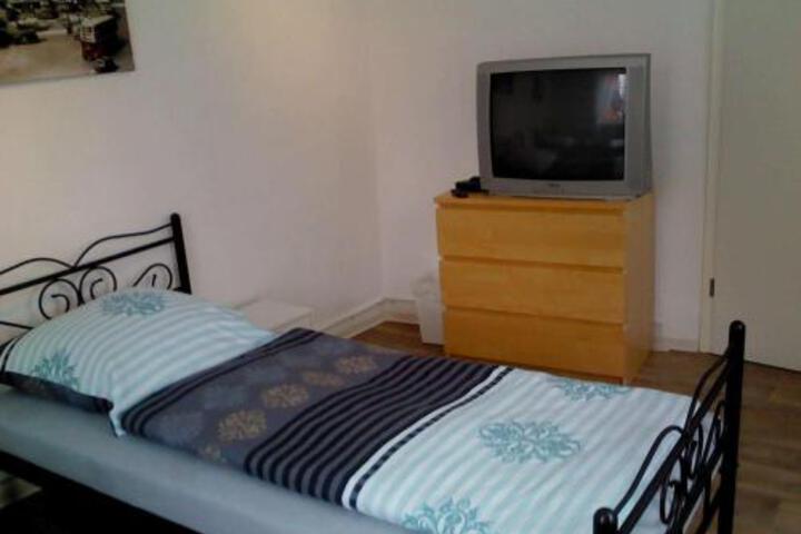 Room 3 of 5