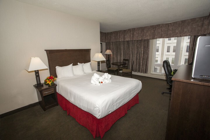 Room 7 of 36
