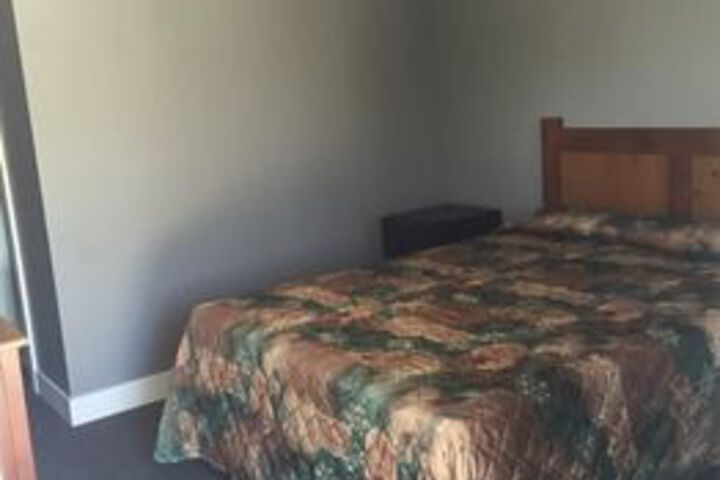 Room 20 of 37