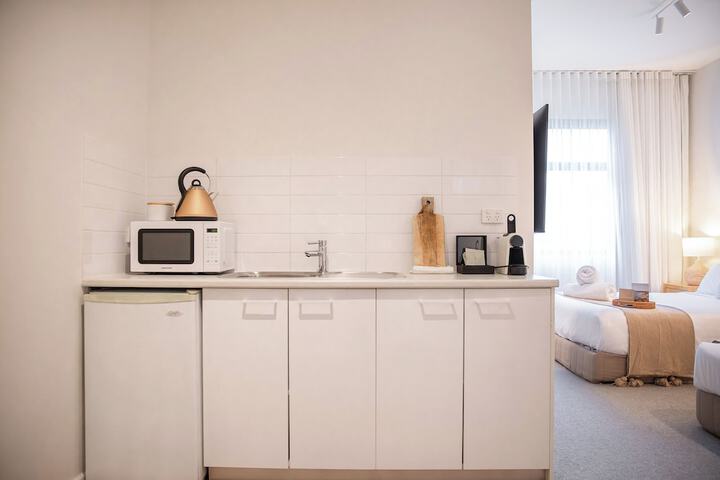 Private kitchenette
