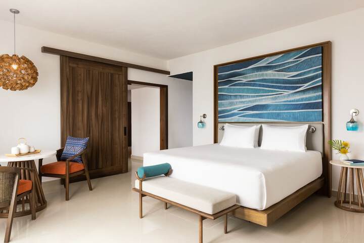 Room 14 of 99