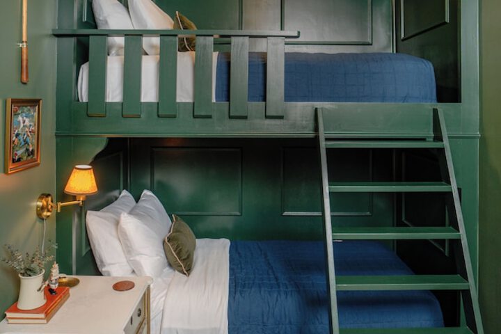 Room 20 of 26