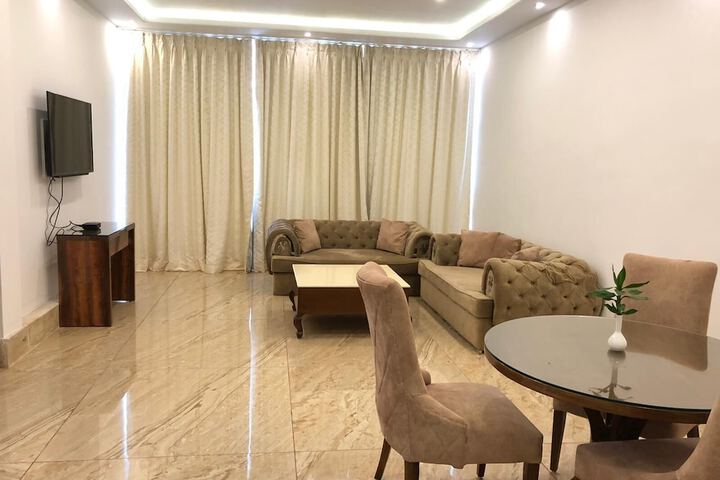 Room 37 of 81