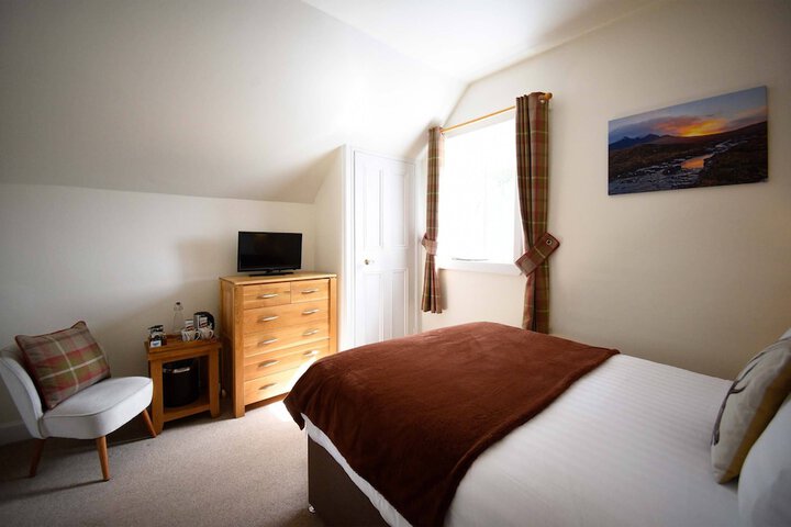 Room 25 of 52