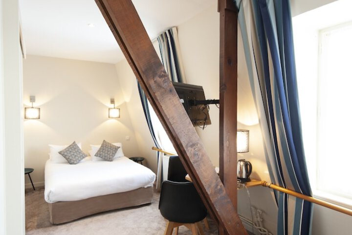 Room 14 of 52