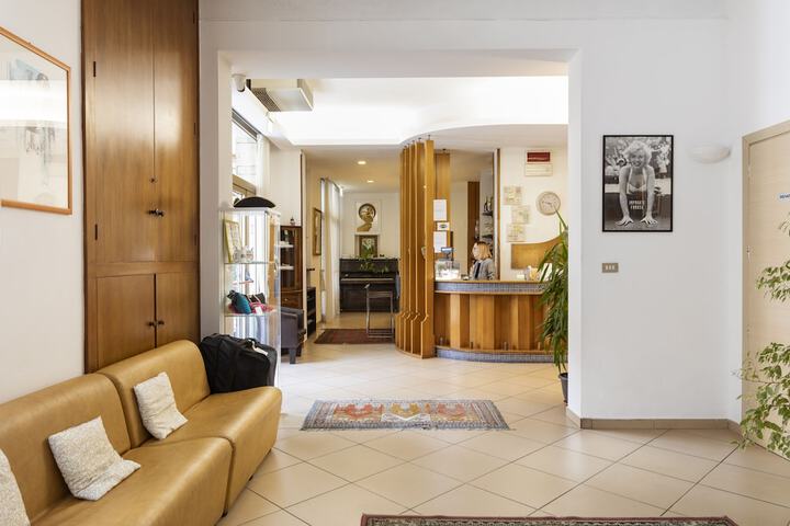 Hotel Interior 9 of 96