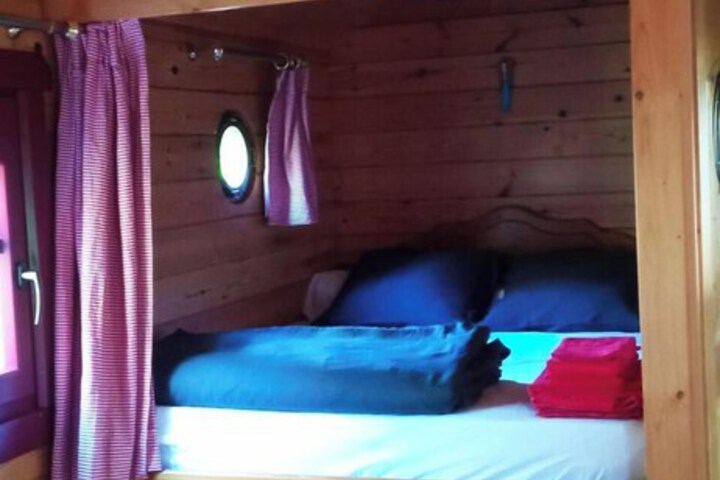 Room 18 of 49