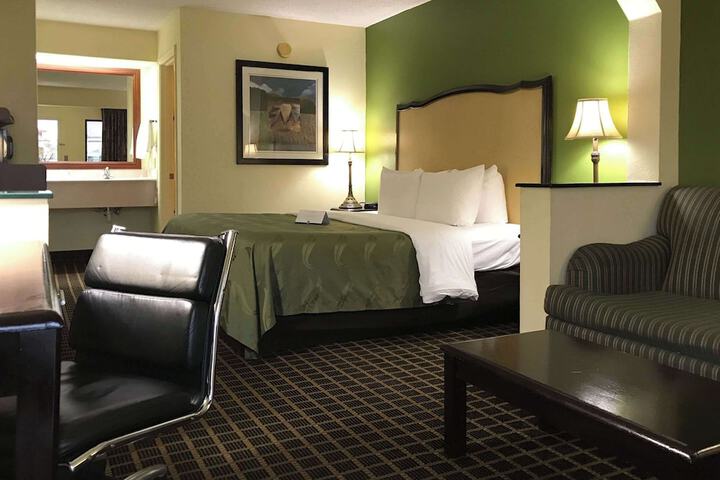 1 King Bed (1 of 9)
