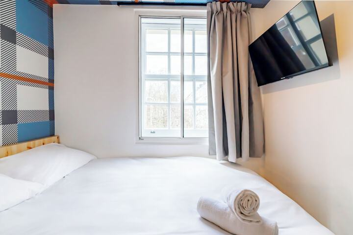 Room 20 of 43