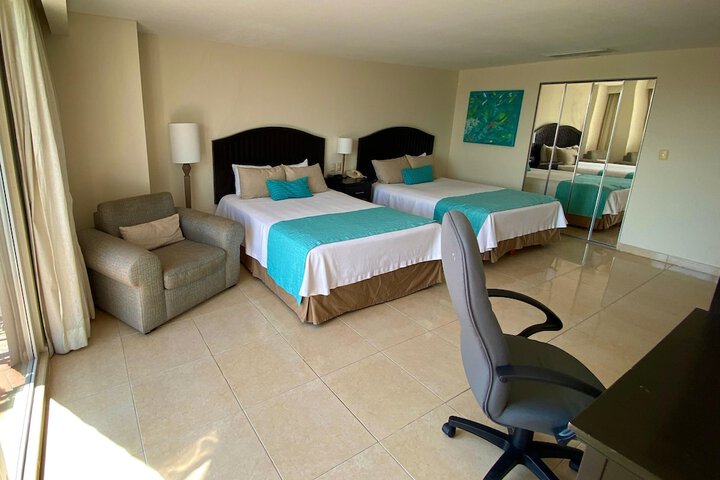 Room 11 of 50