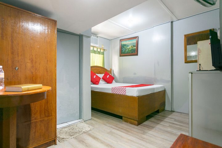 Room 13 of 35