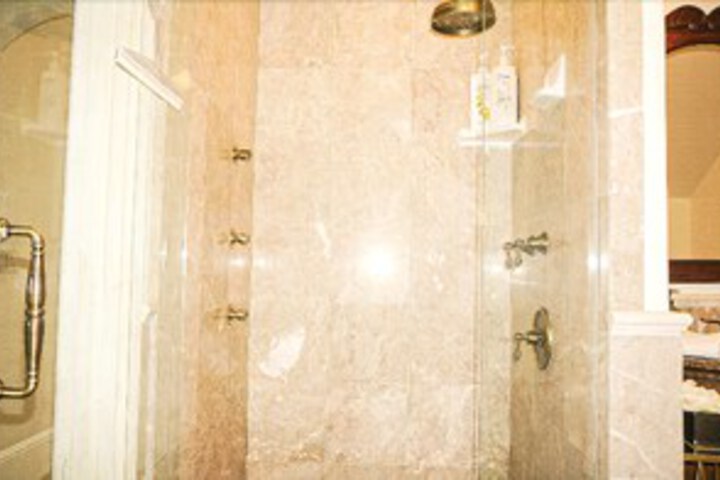 Room 10 of 53