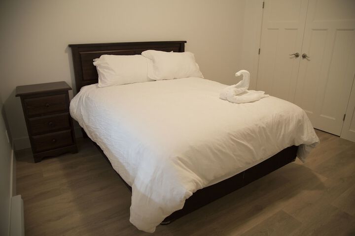 Room 3 of 37