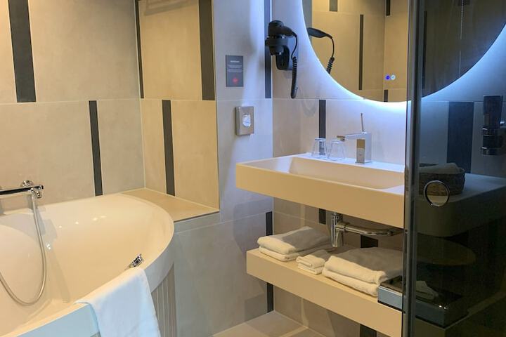 Clean Restrooms