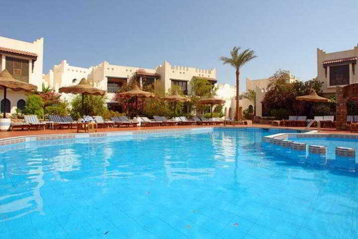 Hotel with Pool