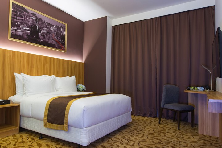 Room 20 of 53