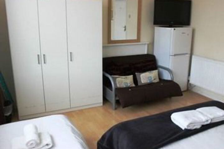 Room 38 of 82