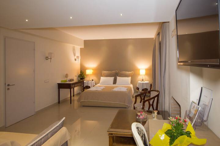 Room 10 of 61