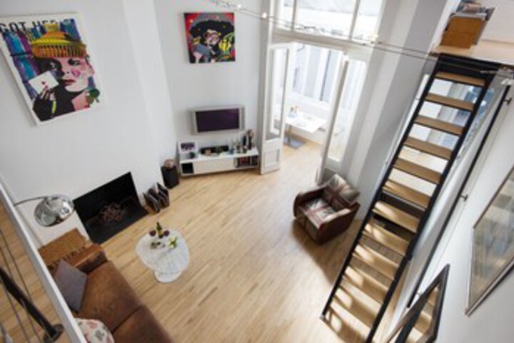 Room 7 of 10