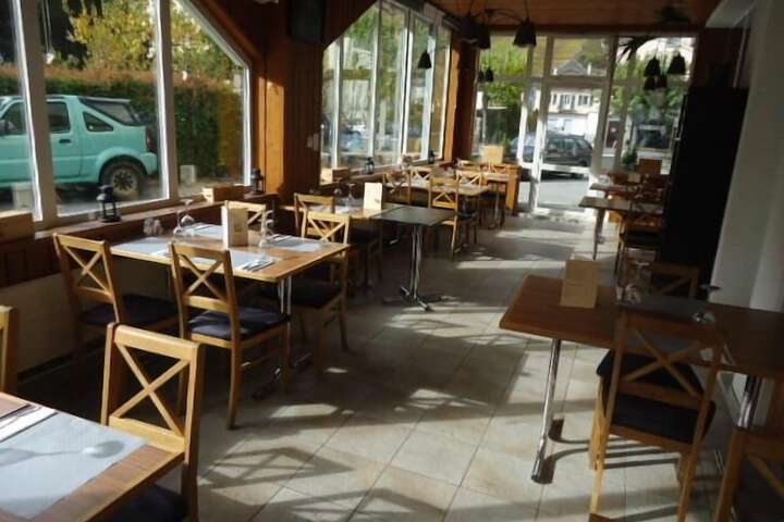Dining Photos