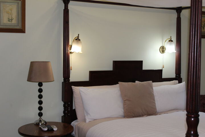 Room 3 of 13