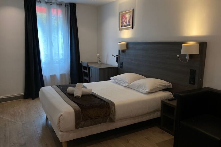 Room 12 of 35