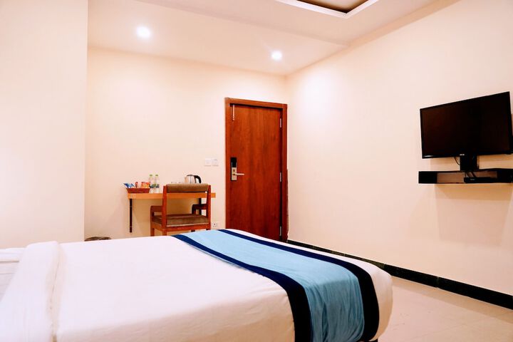 Room 3 of 6