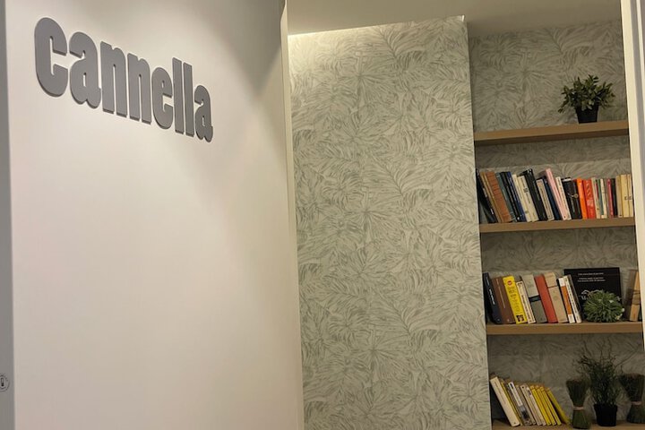 Room 10 of 26