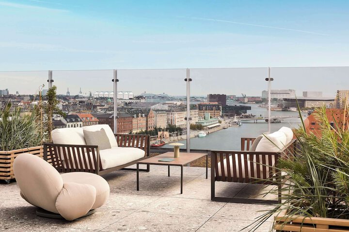 Terrace/Patio 126 of 128