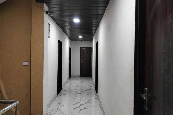 Hotel O Sapphire Palace 3