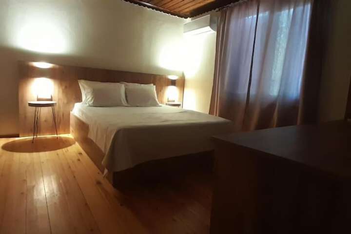 Room 7 of 23