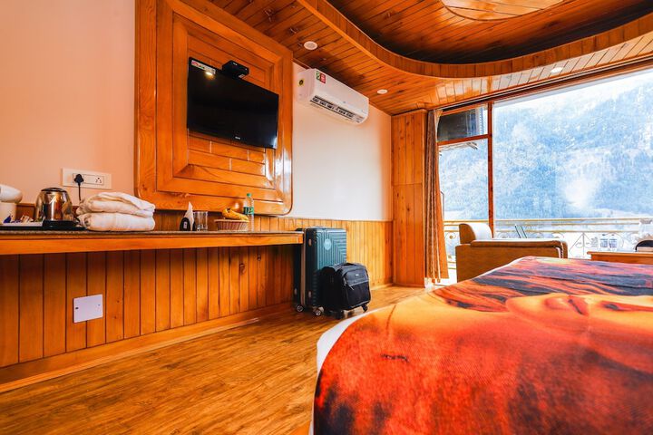 Room 10 of 56